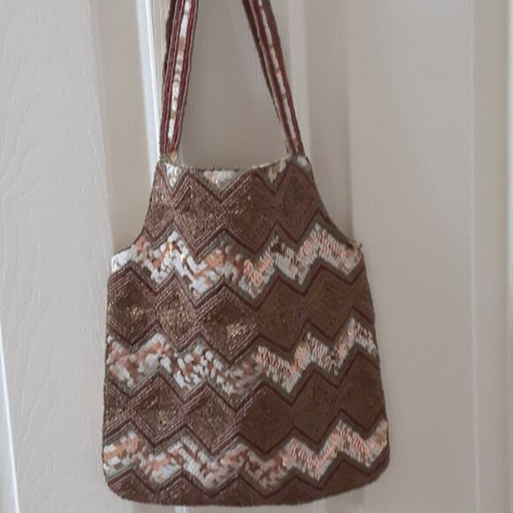 Beaded and Sequinned Handbag with coin purse by Sudha - Picture 1 of 4